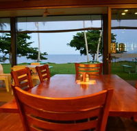 King Reef Hotel Restaurant - Internet Find