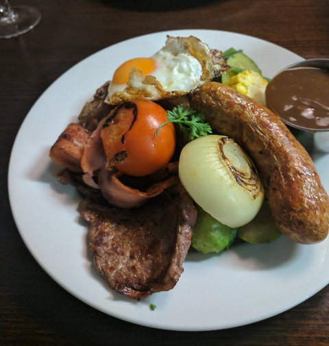 Queensland Hotel - Renee 1