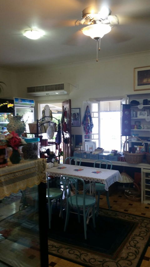 Richy's Cafe - Internet Find 3