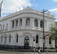 Two Bob - Qld Realsetate