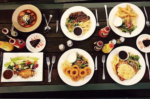 District 5 Bistro - Swimm 0