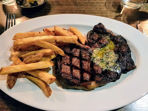 Bistrot Plume - Renee 0