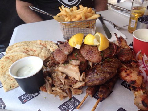 Meat Me Souvlakeri - Renee 0