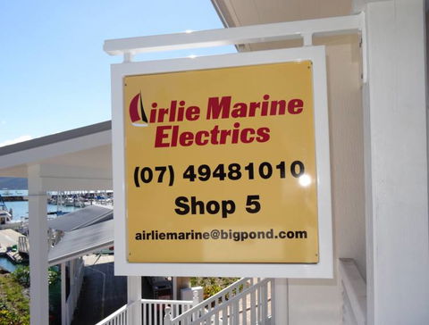 Airlie Marine Electrics - Renee 0