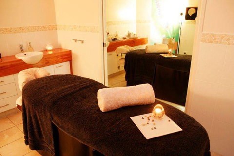 Refresh City Day Spa, Body & Beauty Care - Renee 4