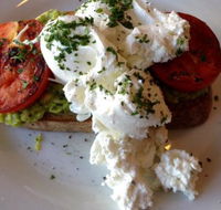 Monkey Can Fly Cafe - Renee