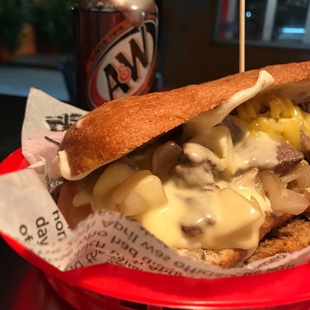 Pontiac Burgers & Wings - Renee 0