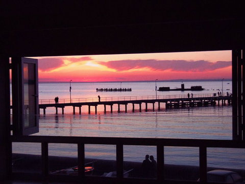 Cerberus Beach House - Renee 2