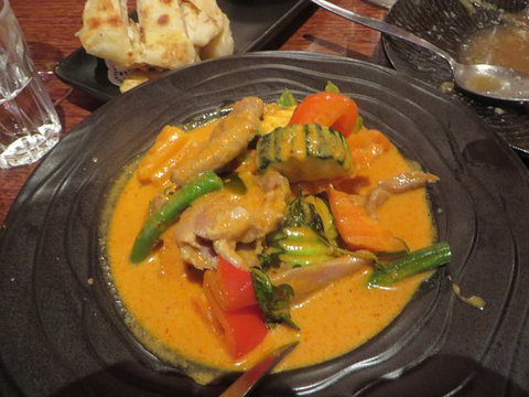 Thai & Rani - Renee 0