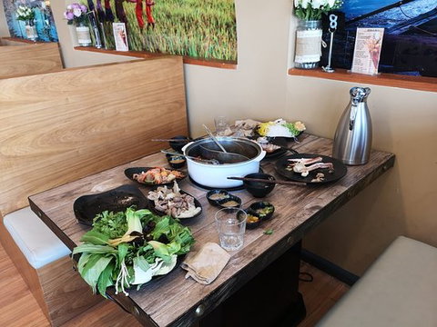 Viet Hotpot & BBQ - Swimm 0