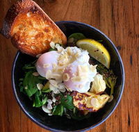 Bezirk Altona Cafe - Renee