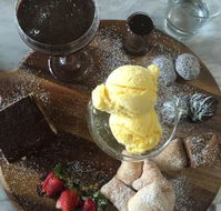 Rustique Co - Internet Find