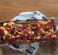 Between 2 Buns - Renee