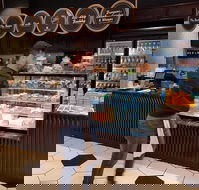 Cafe LeLunar - Petrol Stations