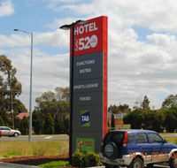 Hotel 520 - Internet Find