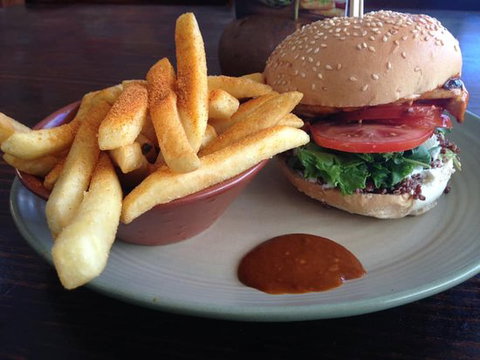 Nando's - Qld Realsetate 0