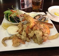 Olive Tree Hotel Sunbury - Renee