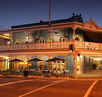 The Golden City Hotel - Internet Find