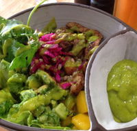 Bees Knees Cafe - Swimm