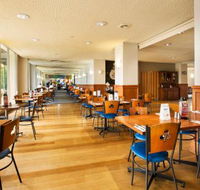 The Club Hotel - Swimm