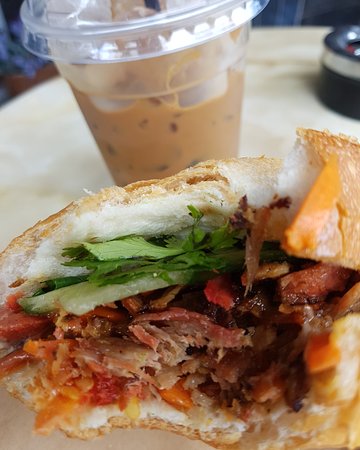 N Lee Bakery - Renee 0