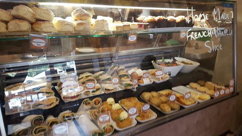 Chocolate Dragonfly - Swimm 0