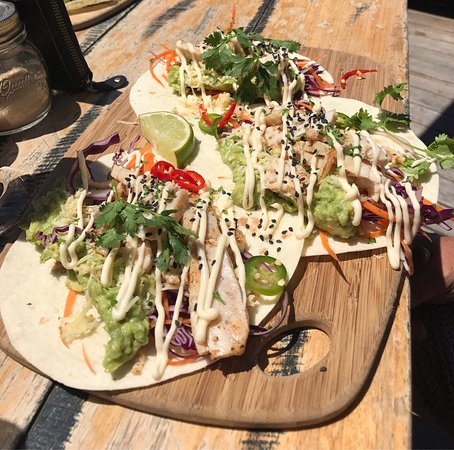 Quiksilver Bar 61 - Renee 0