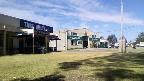 Bairnsdales Just For Lunch - Swimm 0