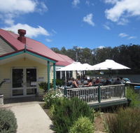Boathouse Daylesford - Renee