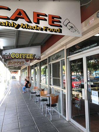 Don Louies Traralgon - Renee 0
