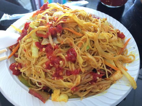 Noodle Paradise - Renee 0