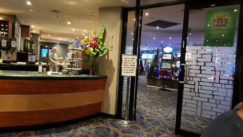 Sandbelt Club Restaurant Bistro - Swimm 0