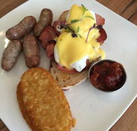 Vanille Bistro cafe - Petrol Stations