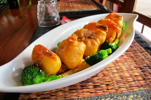 Lemongrass Thai Cuisine Restaurant - Renee 0