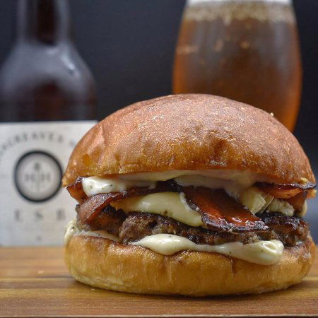 Monroe's Burgers & Beers - Renee 0