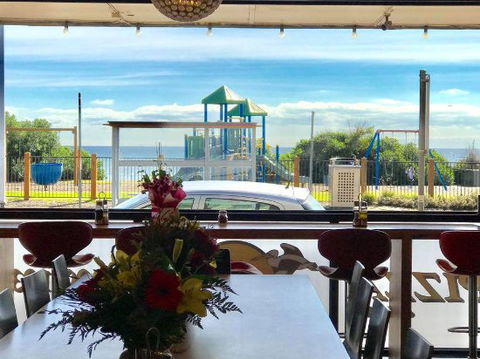 Pier View Pizza - Renee 0