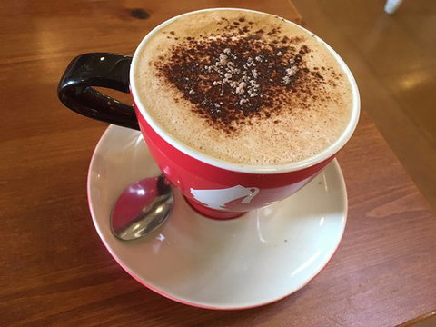 Top Of The Range Tea Rooms - Renee 0