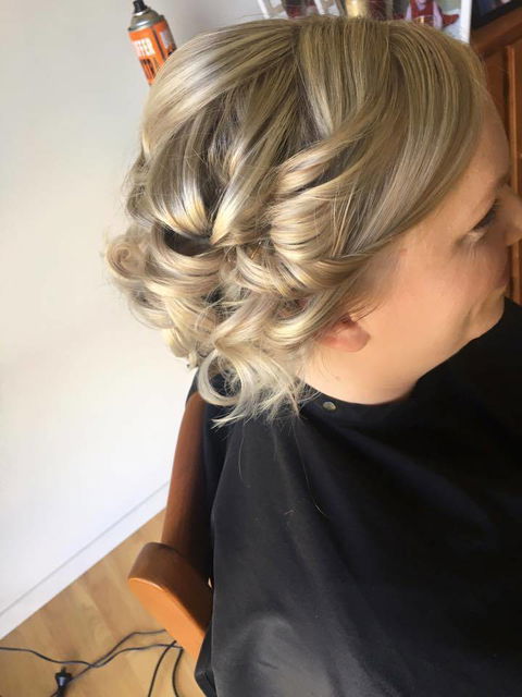 Janelle’s Hair & Beauty - Petrol Stations 9