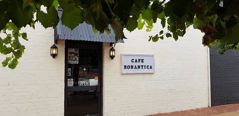Cafe Romantica - Renee 0