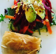 Effloresce Flowers - Qld Realsetate