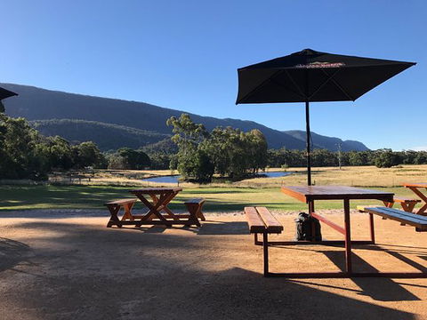 Halls Gap Hotel Restaurant - Internet Find 0