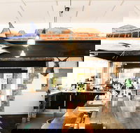 Paynesville Hotel - Internet Find