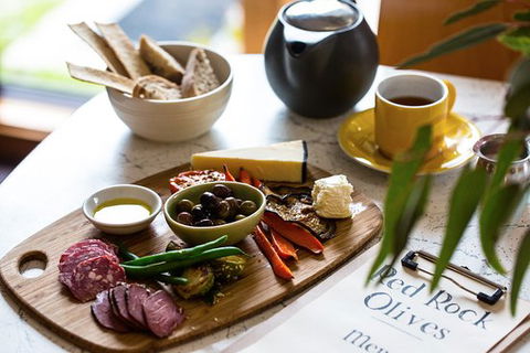 Red Rock Olives - Internet Find 0