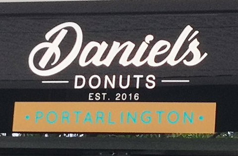 Daniel's Donuts - Swimm 0