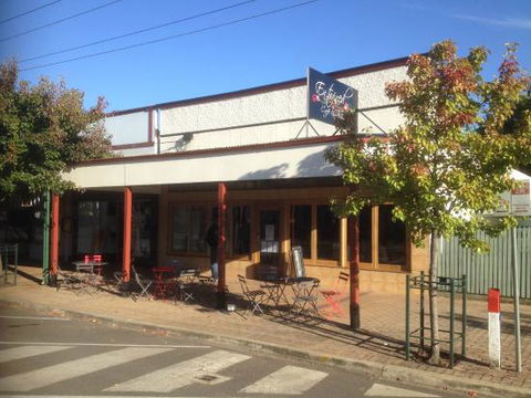 Entwined Cafe & Restaurant - Renee 0