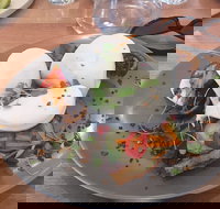 Fig  The Bay - Swimm