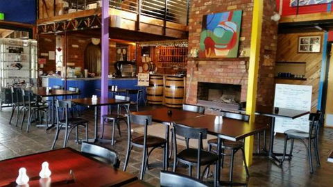 Rainbow Gallery Cafe - Renee 0