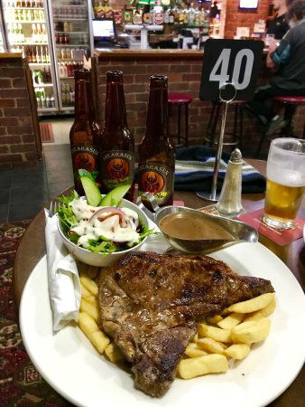 The Broadford Hotel Restaurant - Renee 0