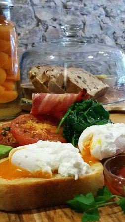 Walhalla Coffee & Kitchen - Renee 0