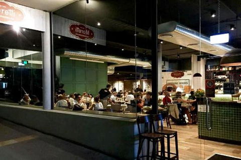 Moretti Ristorante Pizzeria - Swimm 0